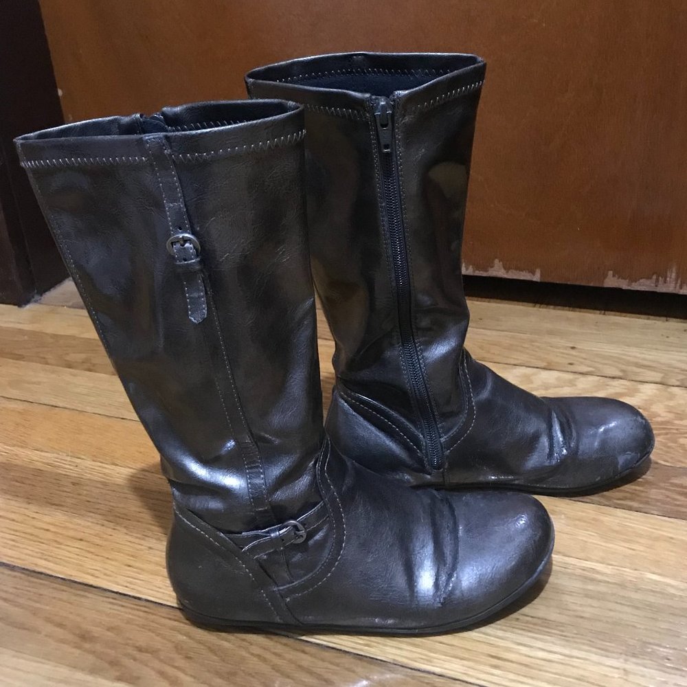 Nordstrom Rack  Women Boots Size 6 / Kid 4M